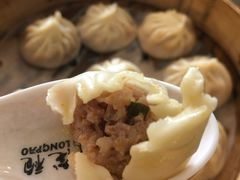-新龍袍蟹黄汤包(南京东路店)