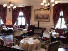 -Salon de Ville浦江汇(上海外滩华尔道夫酒店店)