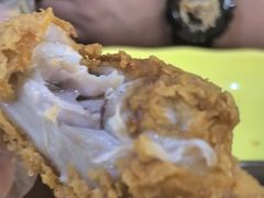 -BHC炸鸡(明洞总店)