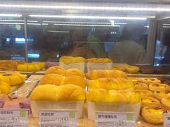 -奈雪的茶(市百一店)