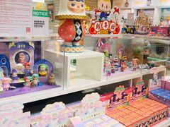 -泡泡玛特POPMART(上海环球港店)