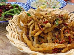 -江城燕子大排档(江汉路步行街店)