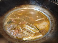 -三里屯土灶炖公鸡地锅鸡(江东店)