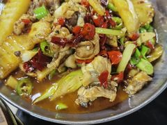 干锅牛蛙-江西广丰乡下菜(巷佳华苑二期店)