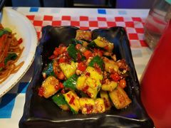-去吃龙虾|鲜活小海鲜·鲜货烧烤(红林世界城店)