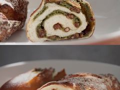 抹茶奶酥碱水棒-富贵面包公司(运河店)