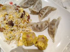 -佰烧海鲜烤肉火锅自助(世茂国际广场店)