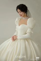 点击看大图 -Lady Jane高端婚纱礼服馆