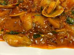 -J Daeng Seafood