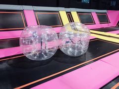 -嘿哟动霸CHUA·新潮玩运动娱乐中心·蹦床滑冰团建乐园