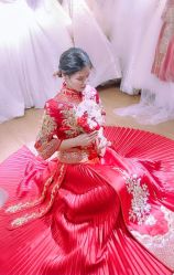-LOVINA洛维娜婚纱礼服
