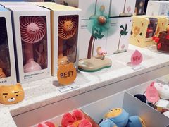 -KAKAO FRIENDS(弘大店)