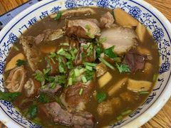 卤煮火烧-门框胡同百年卤煮(新街口店)