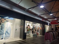 -GAP(上海国际时尚中心店)