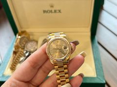 -聚云奢二手奢侈品黄金手表包包回收·中古店(三里屯总店)