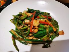 秋葵烧豆角-青梅酒肆PLUS(长白仙岛北路店)