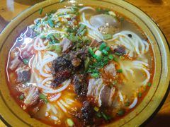 酸汤牛肉面-肇兴特色牛肉粉