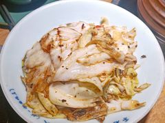 红薯叶炒包菜-吃饭皇帝大(解放西路店)