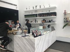 -UNI UNI(环亚凯瑟琳店)