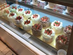 -花花卷卷·鲜食蛋糕(静安久光百货店)