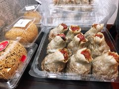 -白玉兰食品(汇联商厦店)