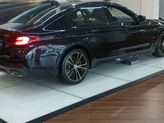 -宁波宝信宝马4S店(江北日湖店)