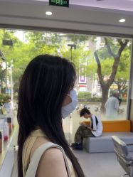 -首脑美发沙龙