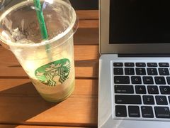 -星巴克(广州中华广场B1层店)