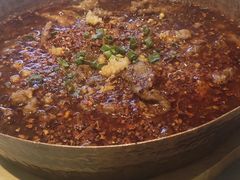 -有红鸡毛店·川菜(建设路店)