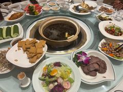 -天宜隆蘑菇宴火锅(石景山旗舰店)