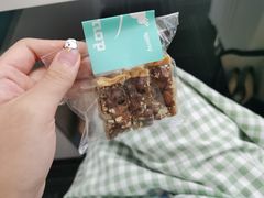 -Dough&Joe团憩(瑞虹天地月亮湾店)