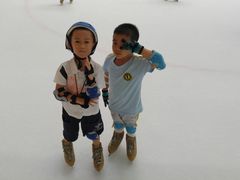 -冰纷万象滑冰场(深圳万象城店)