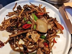 -吴越荣记苏州菜·松鼠桂鱼100%活鱼现做(斜塘老街店)