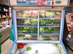 自助取餐区-藏味八珍特色火锅
