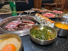-韩烧牛中牛·甄选黑牛烤肉(黑金店)
