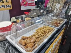 -吴山路夜市