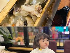 -刘姐啤酒鱼民族演艺餐厅(西街总店)