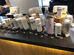 -星巴克(汾阳路店)