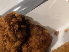 -麦当劳(轻轨曹杨路店)