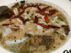 -江渔儿酸菜鱼·拔草餐厅(虎门君乐汇店)