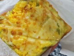 牛油果滑蛋厚切吐司-LAVAZZA拉瓦萨咖啡(星荟中心店)
