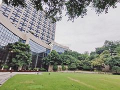 -成都保利公园皇冠假日酒店(熊猫基地店)