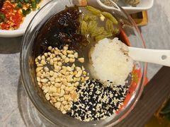 -野山舂·贵州现舂酸汤牛肉(民生路店)