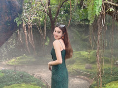 -Chom Cafe and Restaurant