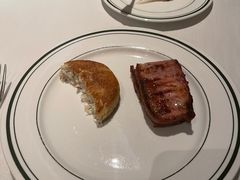 -Wolfgang’s Steakhouse 沃夫冈牛排馆(上海白玉兰广场店)