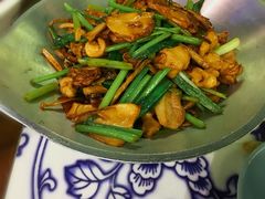 干锅鲜菌-卢大鲜鱼头捞饭(美利广场店)