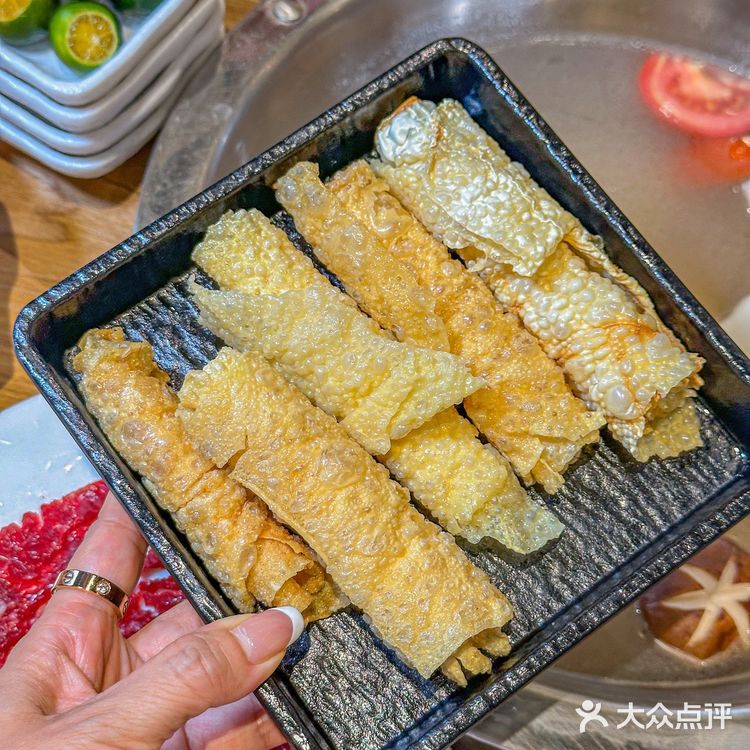 江南西新宠|牛腾腾新鲜现切牛肉火锅一次吃个够