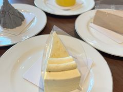 -Fridi Patisserie Cafe