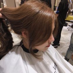 -专业烫发染发接发