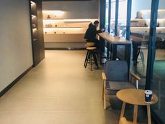 -瑞幸咖啡(巴黎春天陕西路店)
